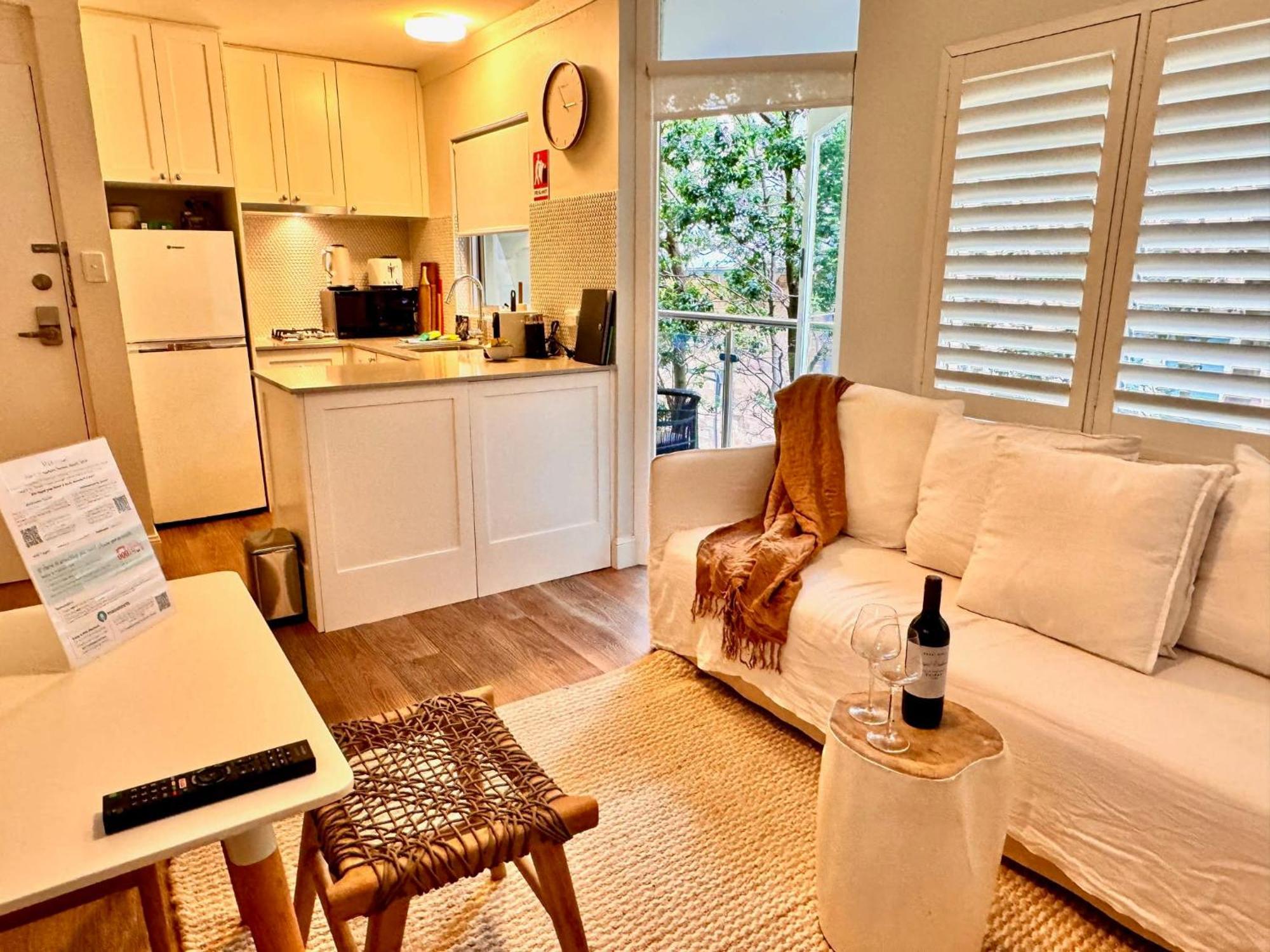 1 Bdrm Manly Beachside Apt With Parking Σίδνεϊ Εξωτερικό φωτογραφία